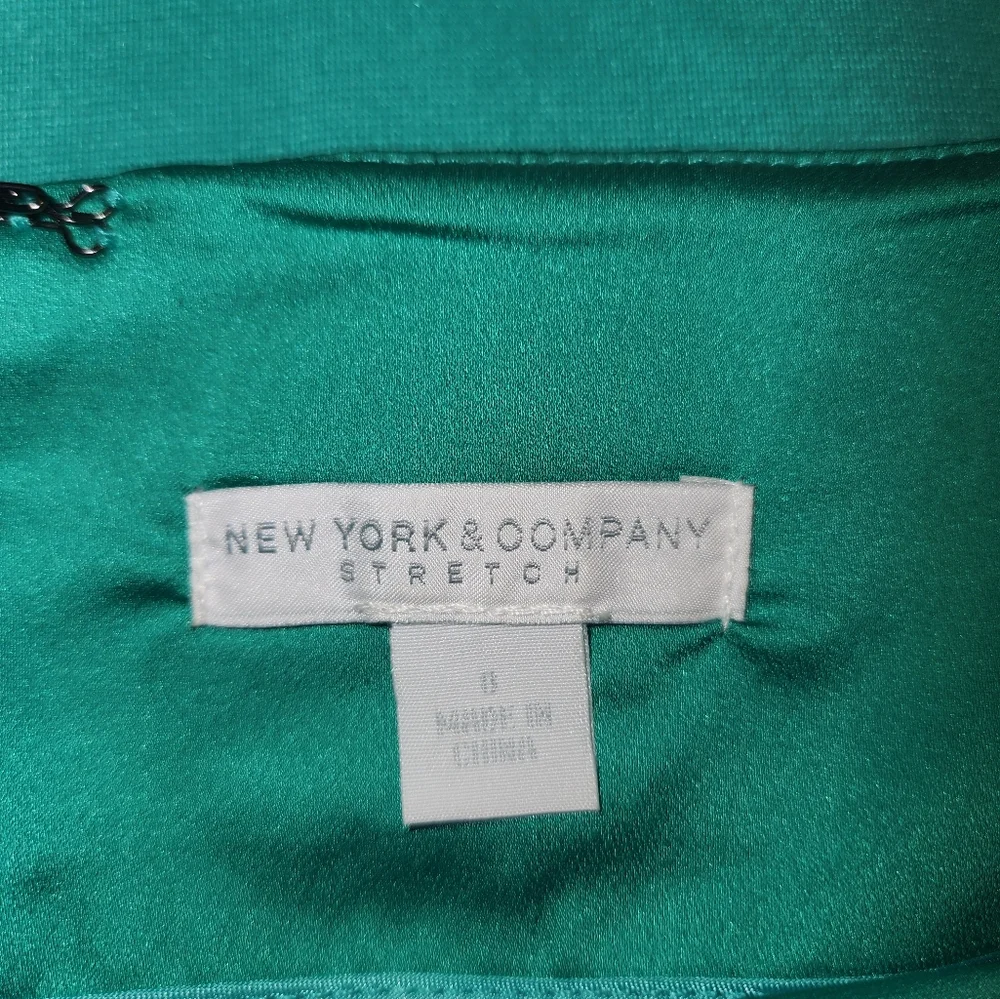 NWOT Bright Green New York And & Company Stretch Lightweight Pencil Skirt 8